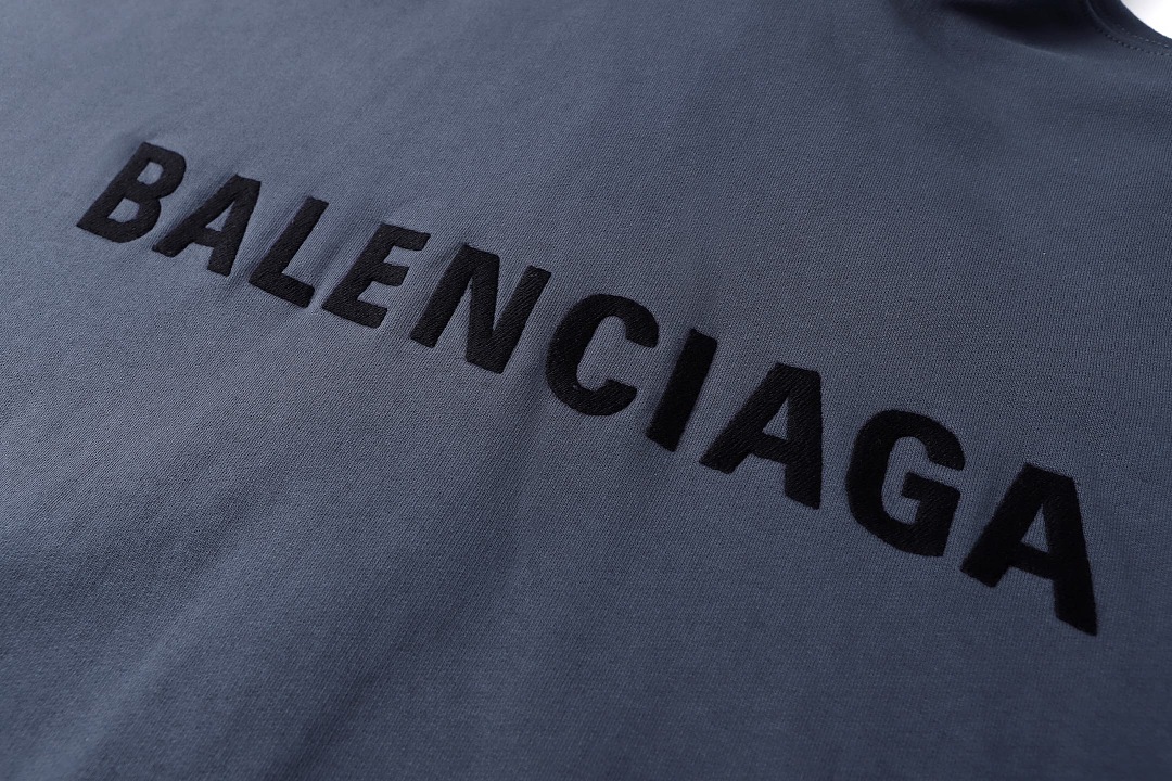 Balenciaga 52004−51L - Image 10