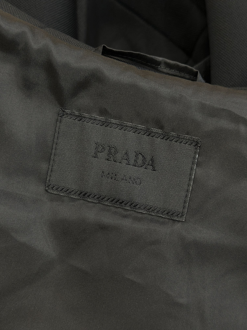 Prada 5206−8L - Image 17