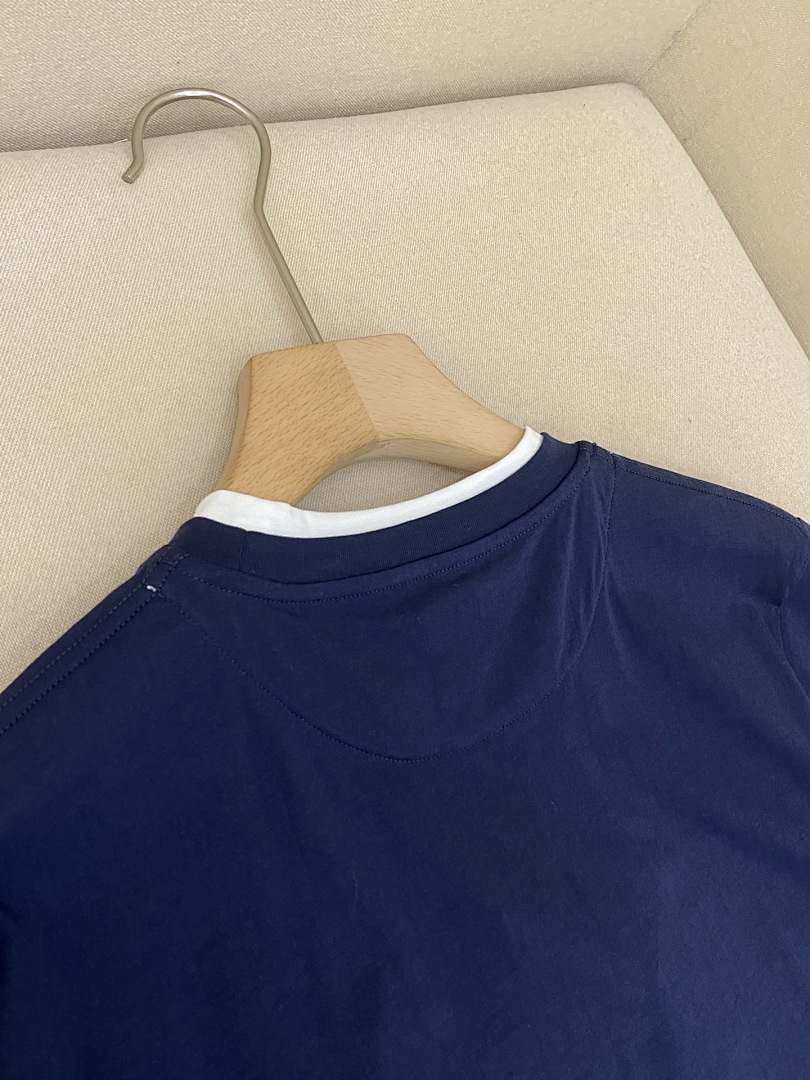 Prada 37218-8L - Image 36
