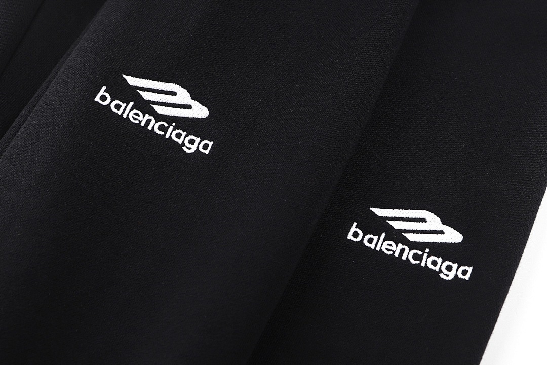 Balenciaga 52052−51L - Image 10