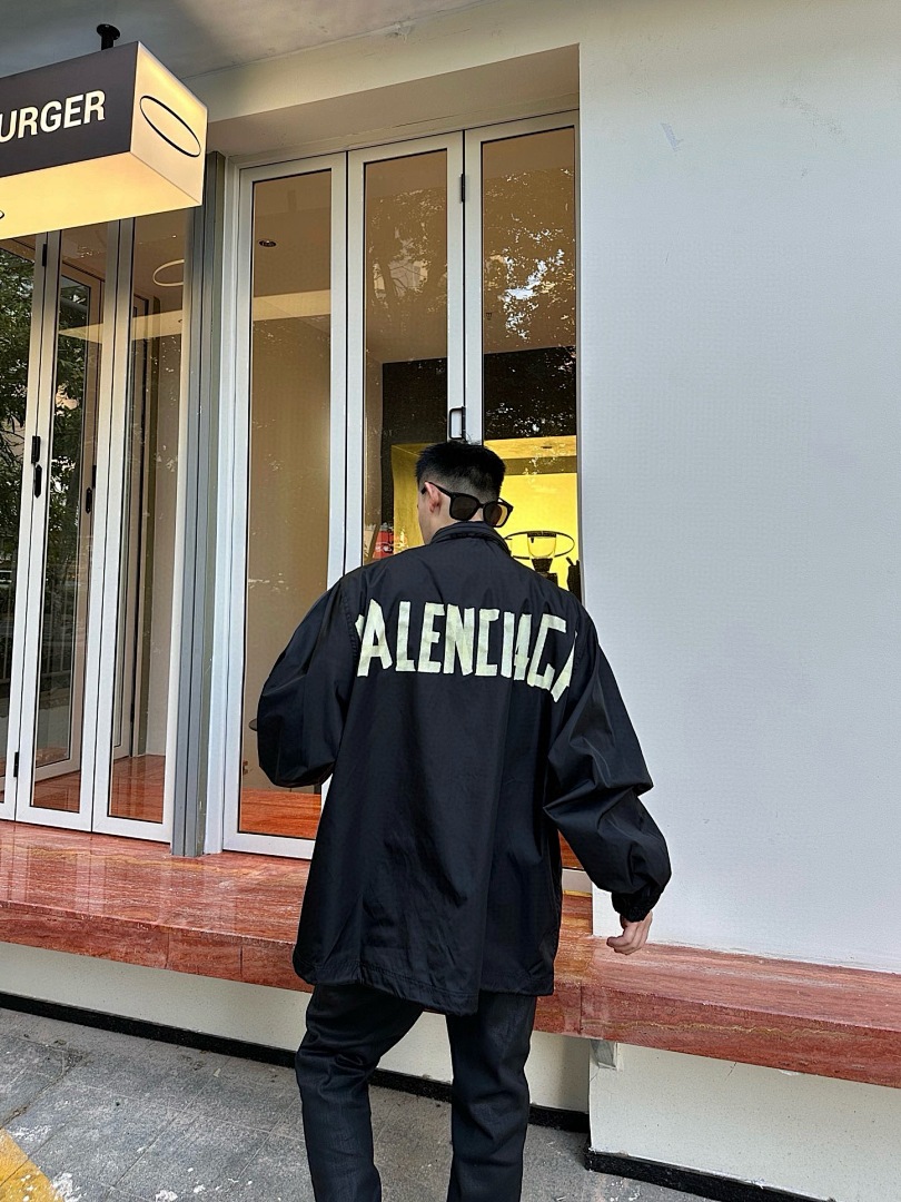 Balenciaga 623258-60L - Image 11