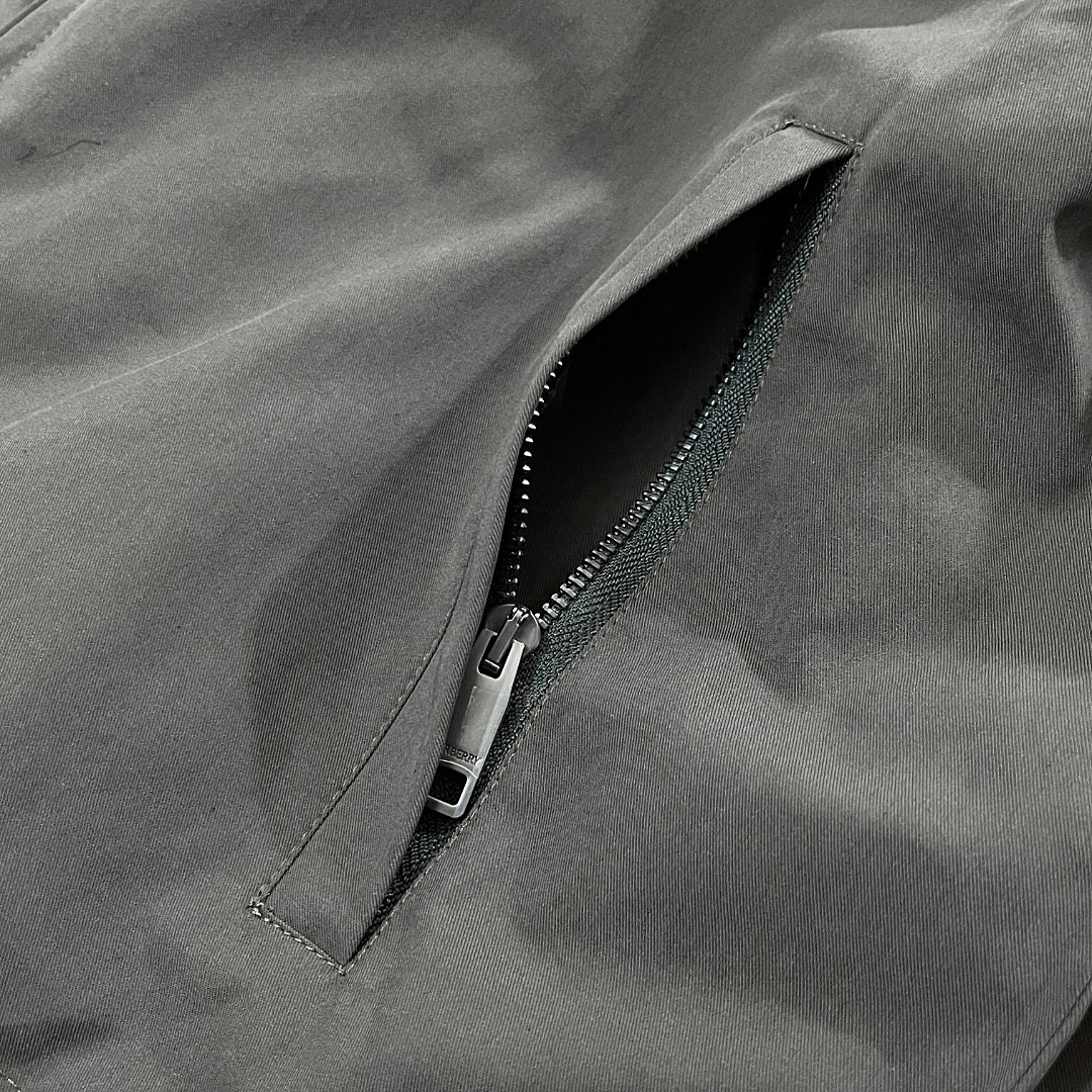 Burberry 6443-61L - Image 11