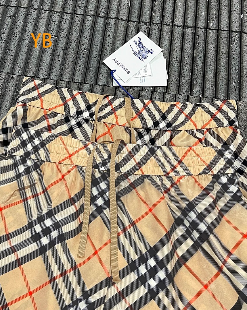 Burberry 526279−51L - Image 6