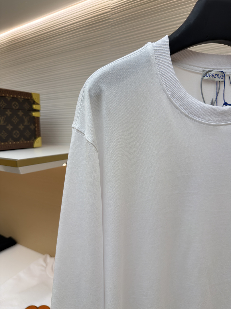 Burberry 52119−51L - Image 6