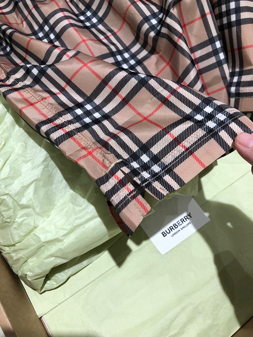 Burberry Swim Price: 299Yuan —— - Image 8