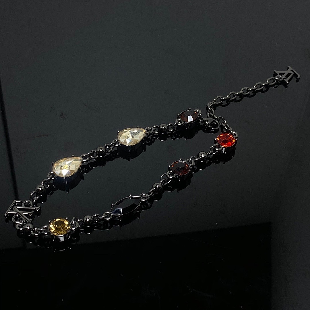 Unbranded P219 035 (Bracelet Necklace) - Image 3
