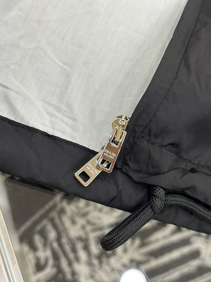 Prada 6543-69L - Image 21