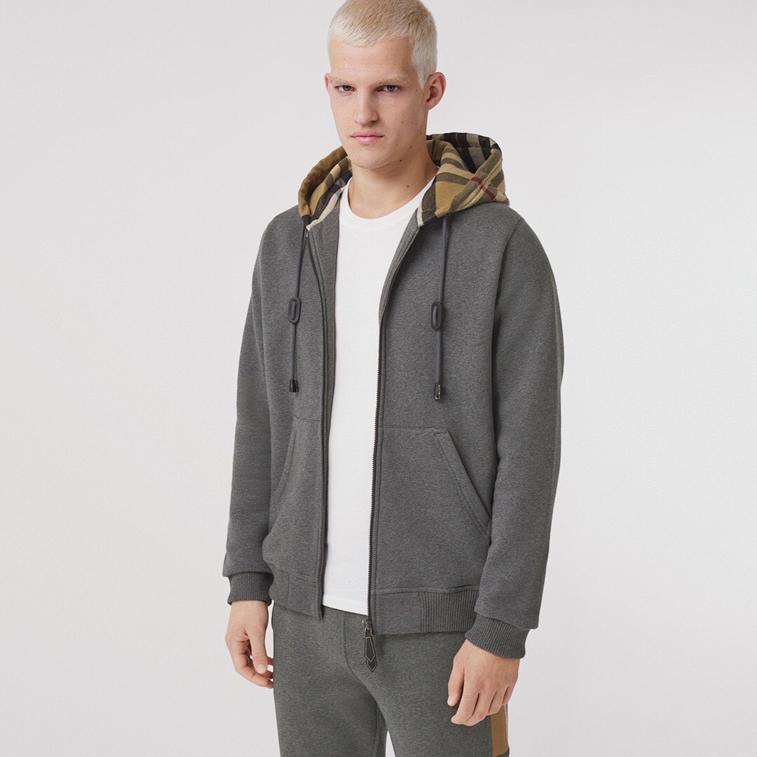 Burberry Yuan — - Image 16