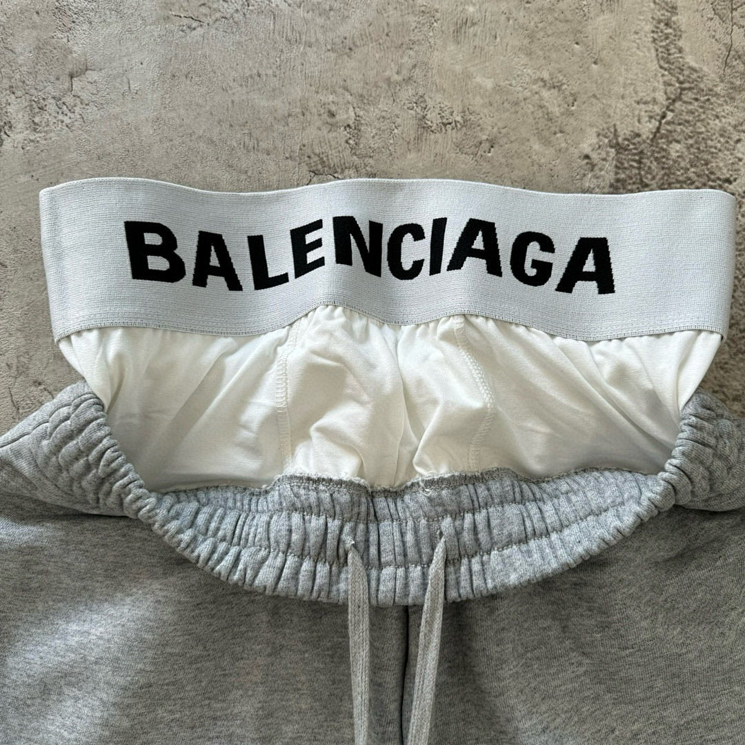 Balenciaga 5DD005−25L - Image 6