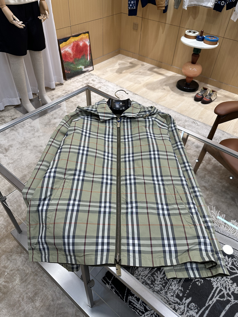 Burberry 6338-61L - Image 10