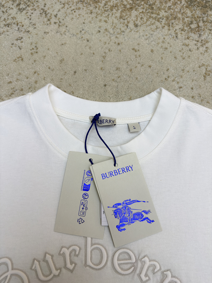 Burberry 52028−51L - Image 9