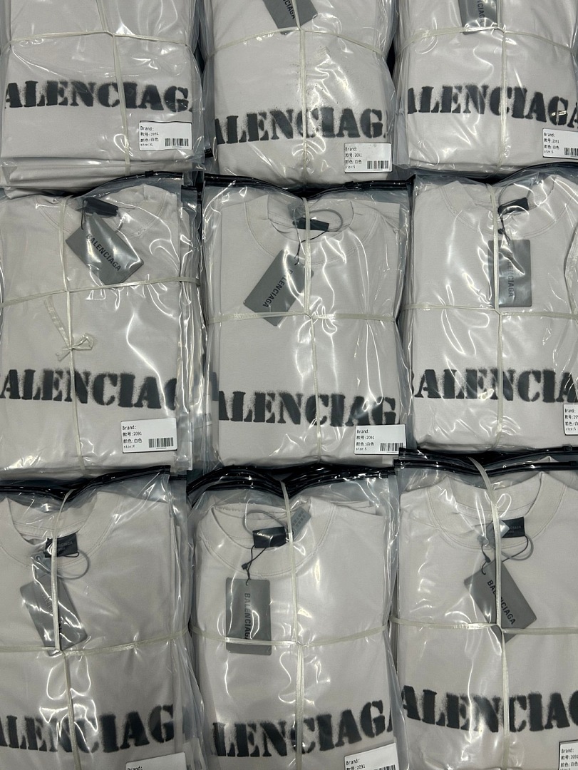 Balenciaga 52091−51L - Image 4