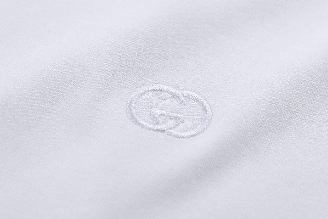 Gucci 526278−51L - Image 4