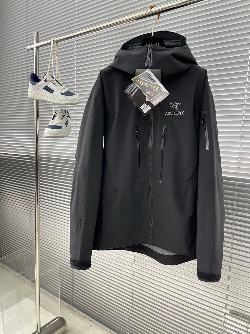 Arc'teryx — - Image 41