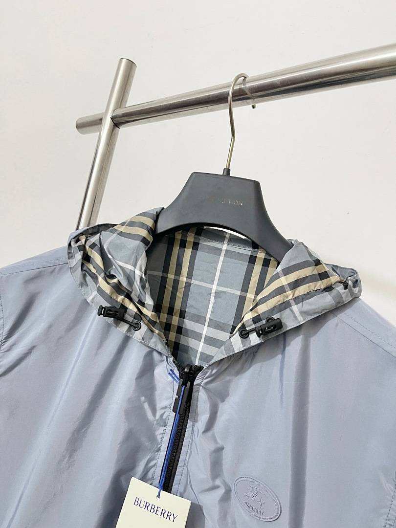 Burberry 6D387-61L - Image 11