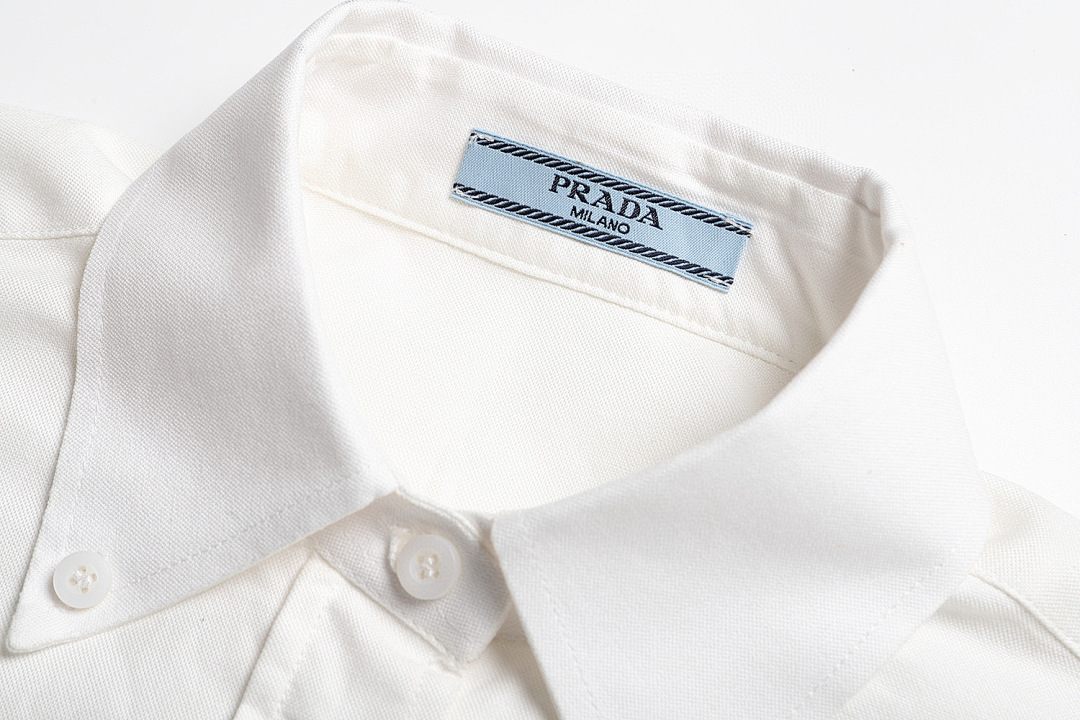Prada . 525257 Long Sleeve −51L - Image 10