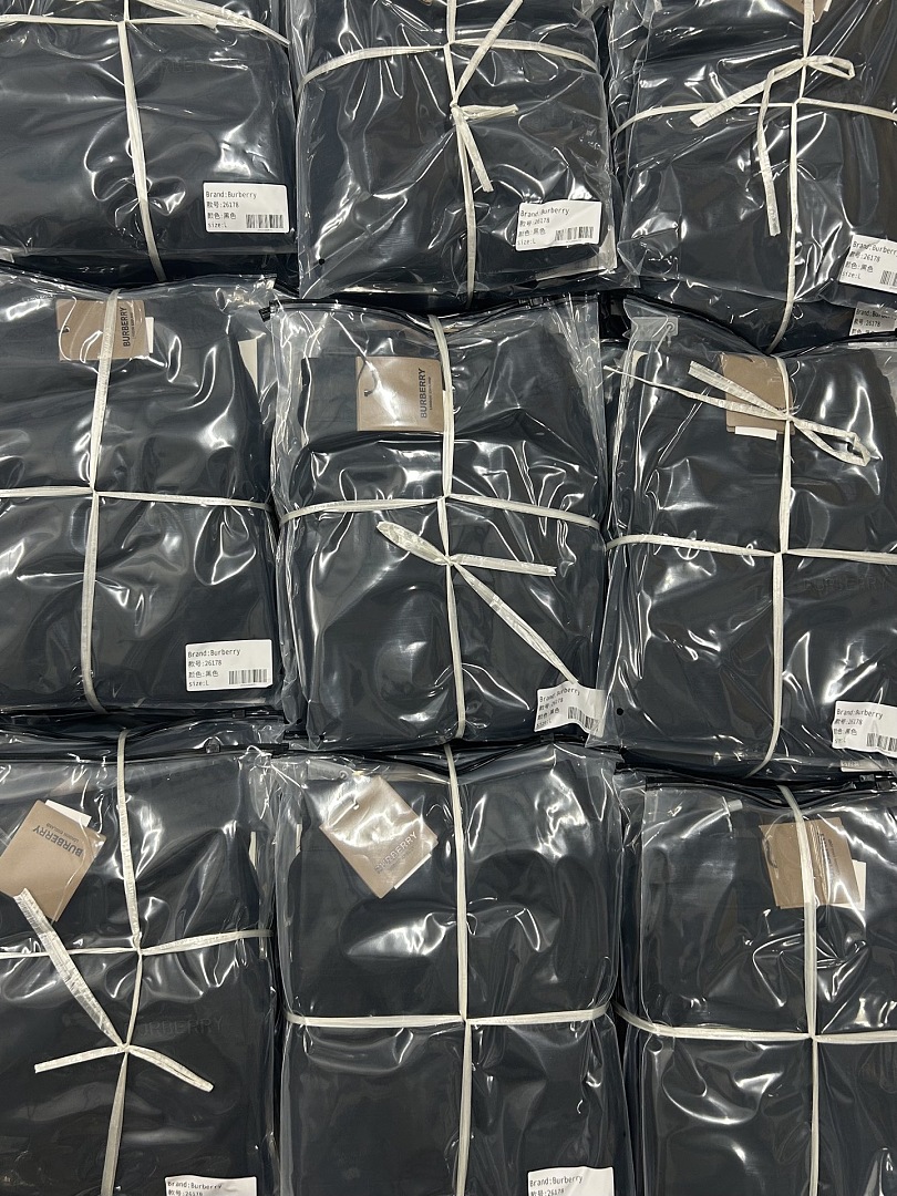 Balenciaga 526178−51L - Image 24