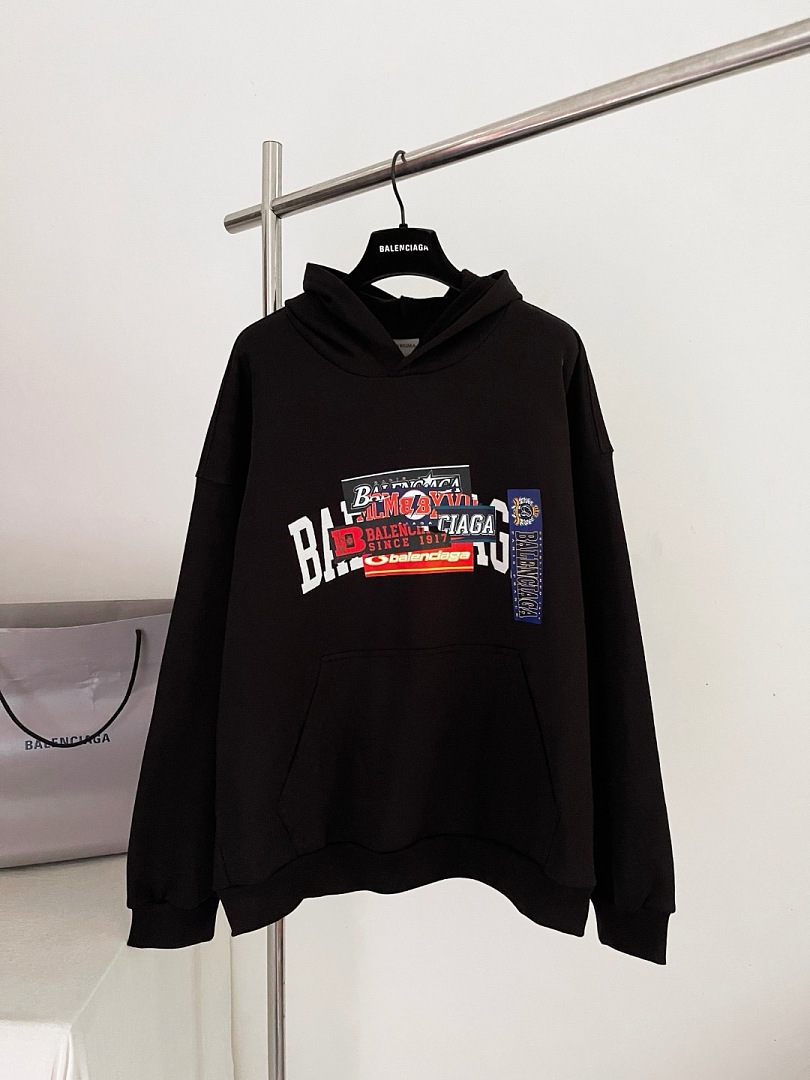 Balenciaga 6AA681-60L