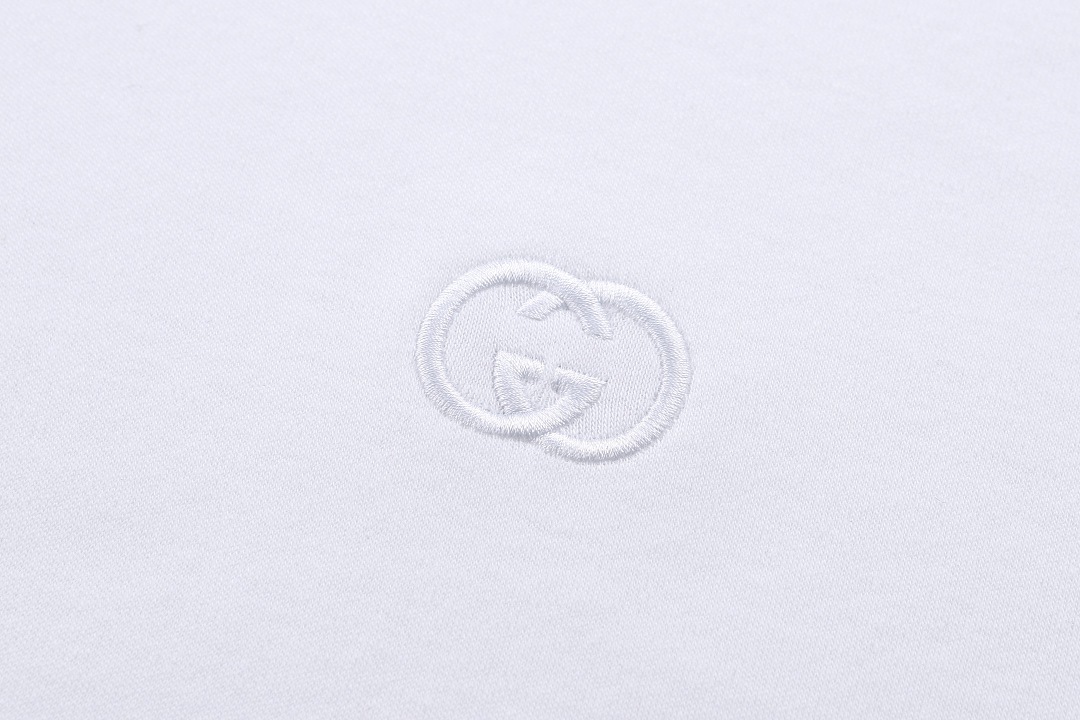 Gucci 526278−51L - Image 5