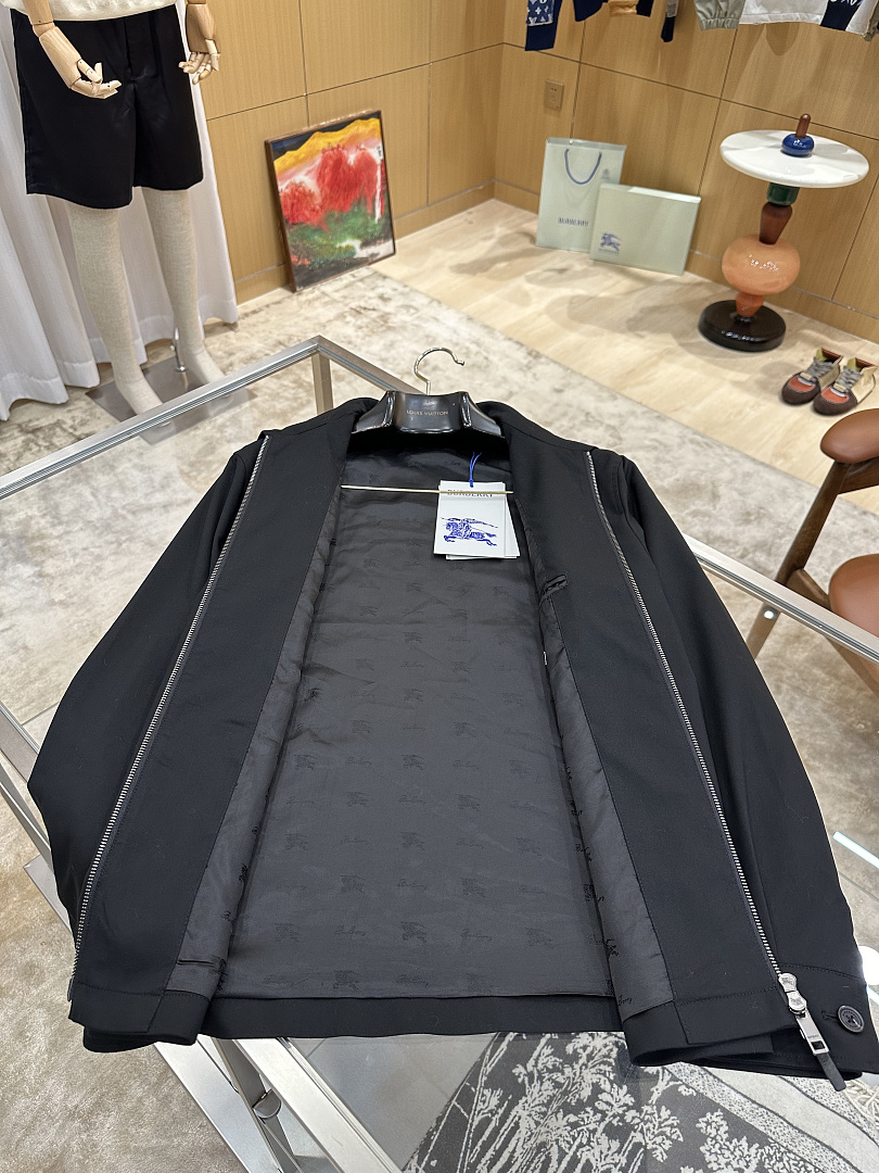 Burberry 556−8L - Image 6
