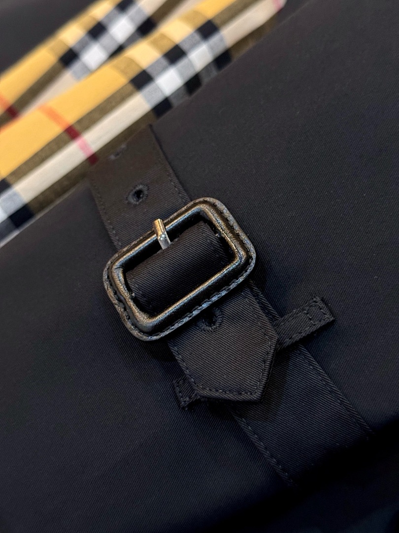 Burberry —6B035-65L - Image 10