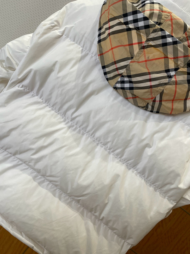 Burberry 625030-78L - Image 3