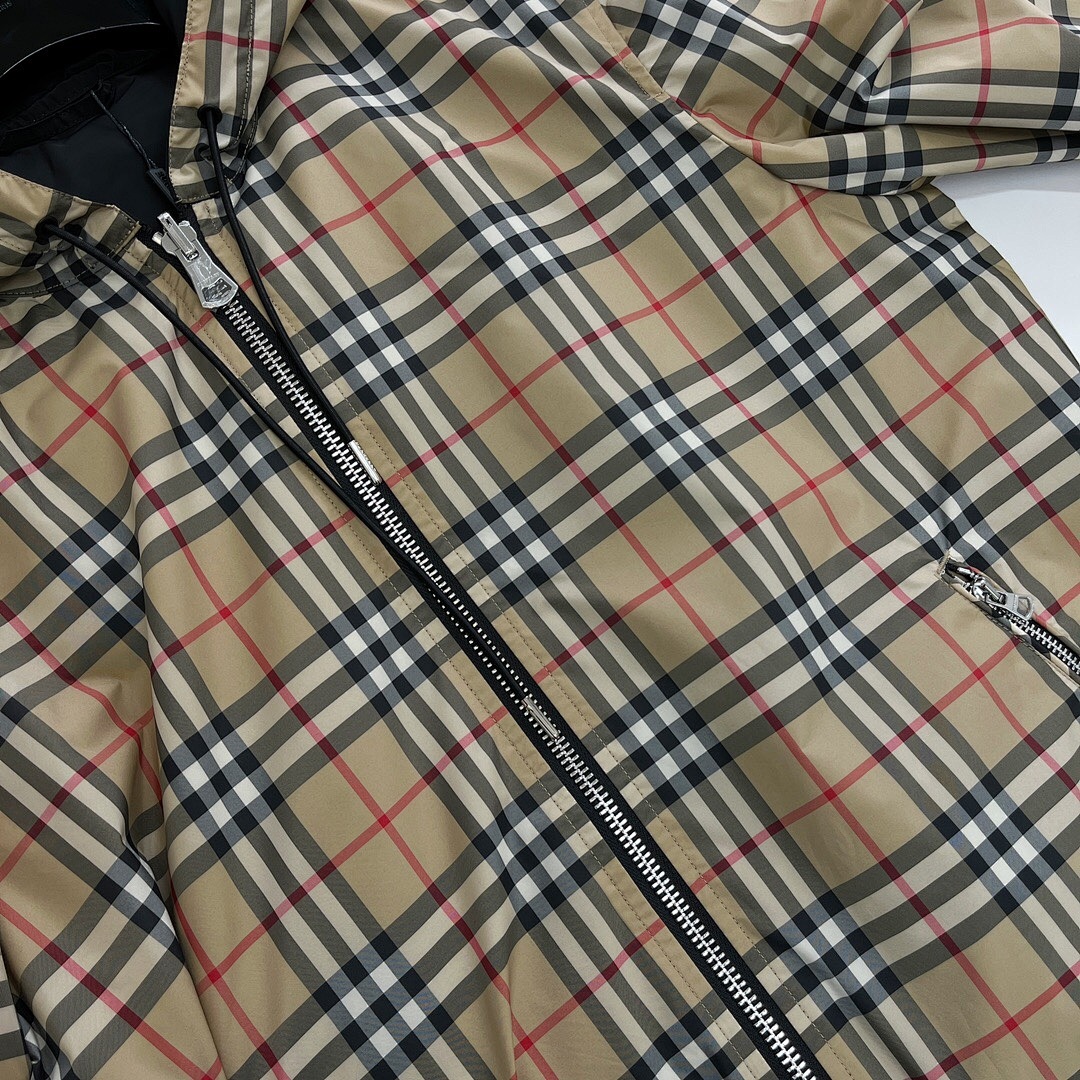 Burberry —680FN (Reversible) - Image 11