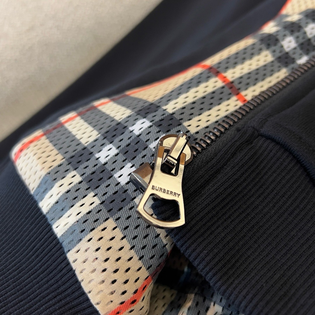 Burberry 6B010-65L - Image 10