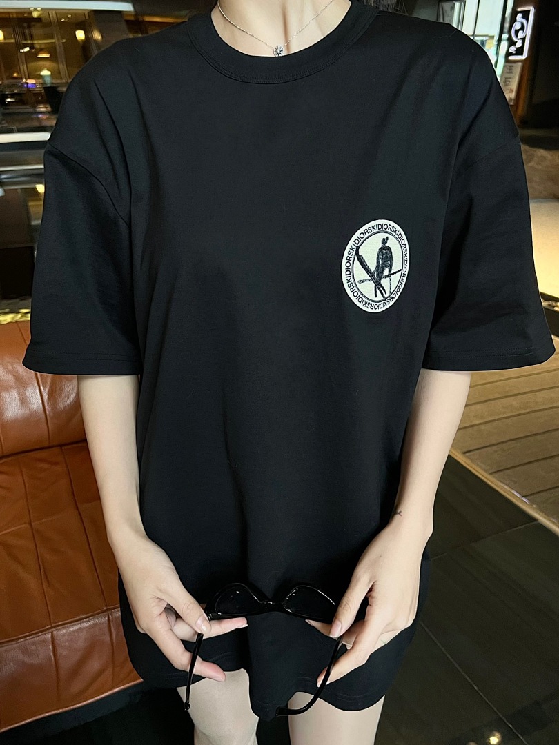 Dior Yuan. Label 544−17L - Image 3