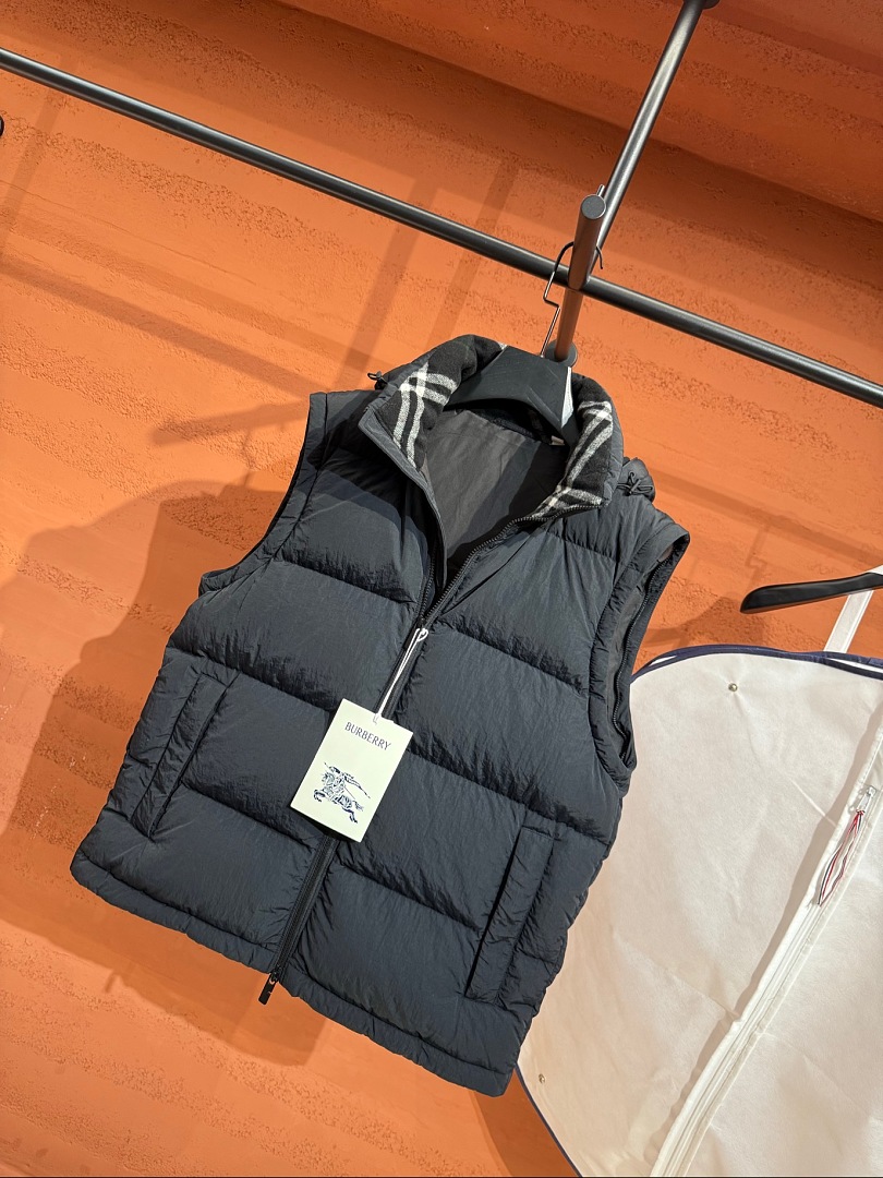 Burberry 3757-86L - Image 19
