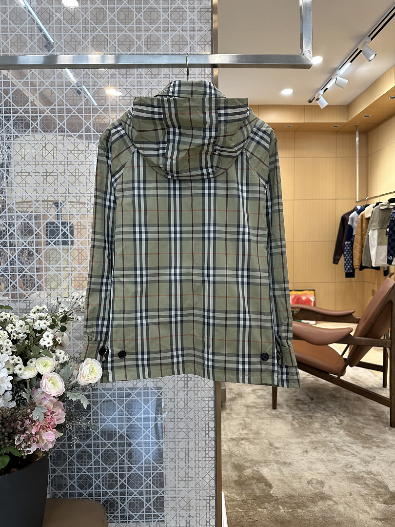 Burberry 6338-61L - Image 6