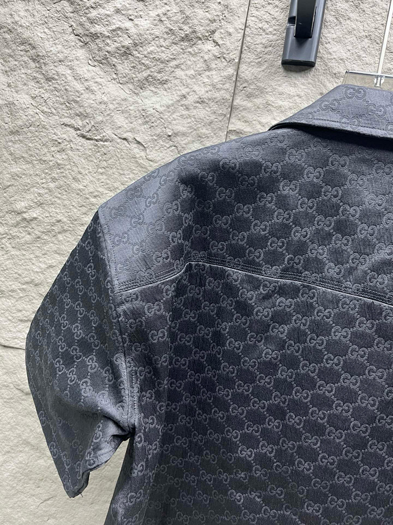 Gucci 3002-31L - Image 6