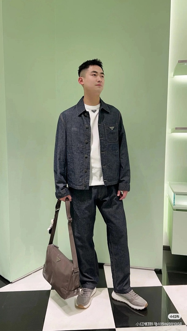 Prada . 525177 Long -51L - Image 4