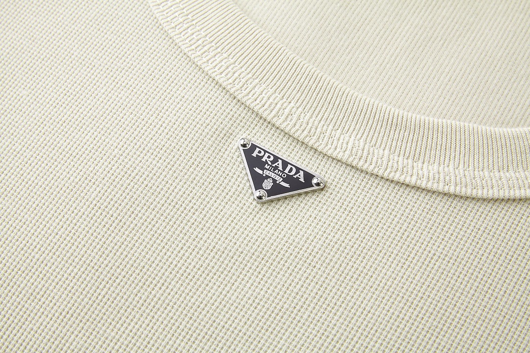 Prada 6487-69L - Image 18