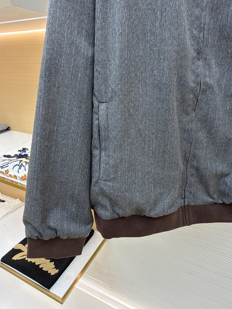 Miu Miu 525311 -51L - Image 9