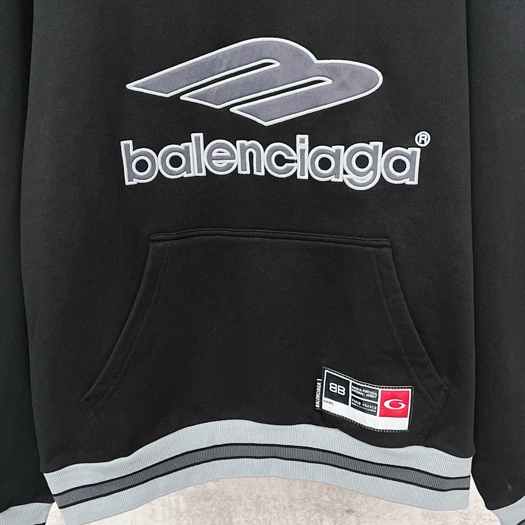 Balenciaga 5324−24L - Image 15