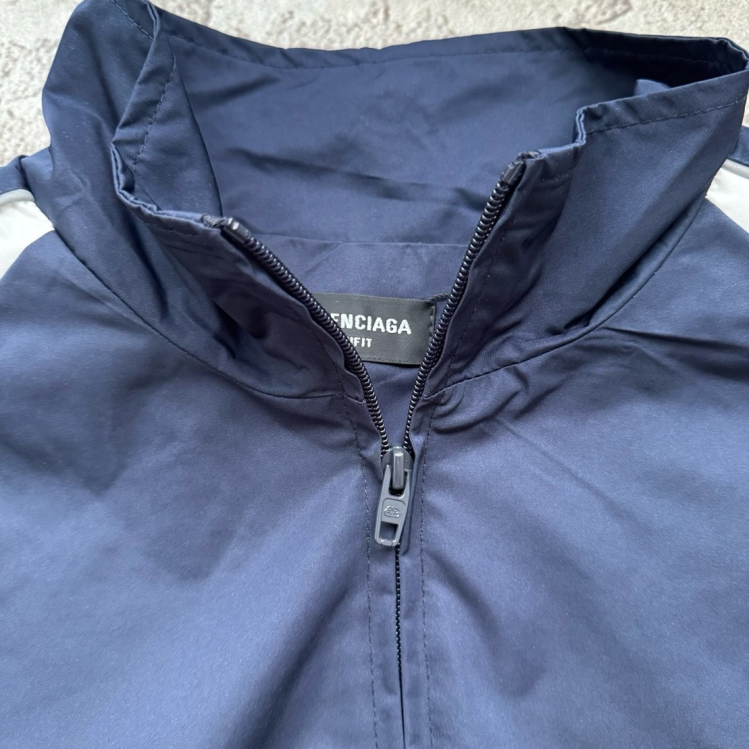 Balenciaga 510−24L - Image 8