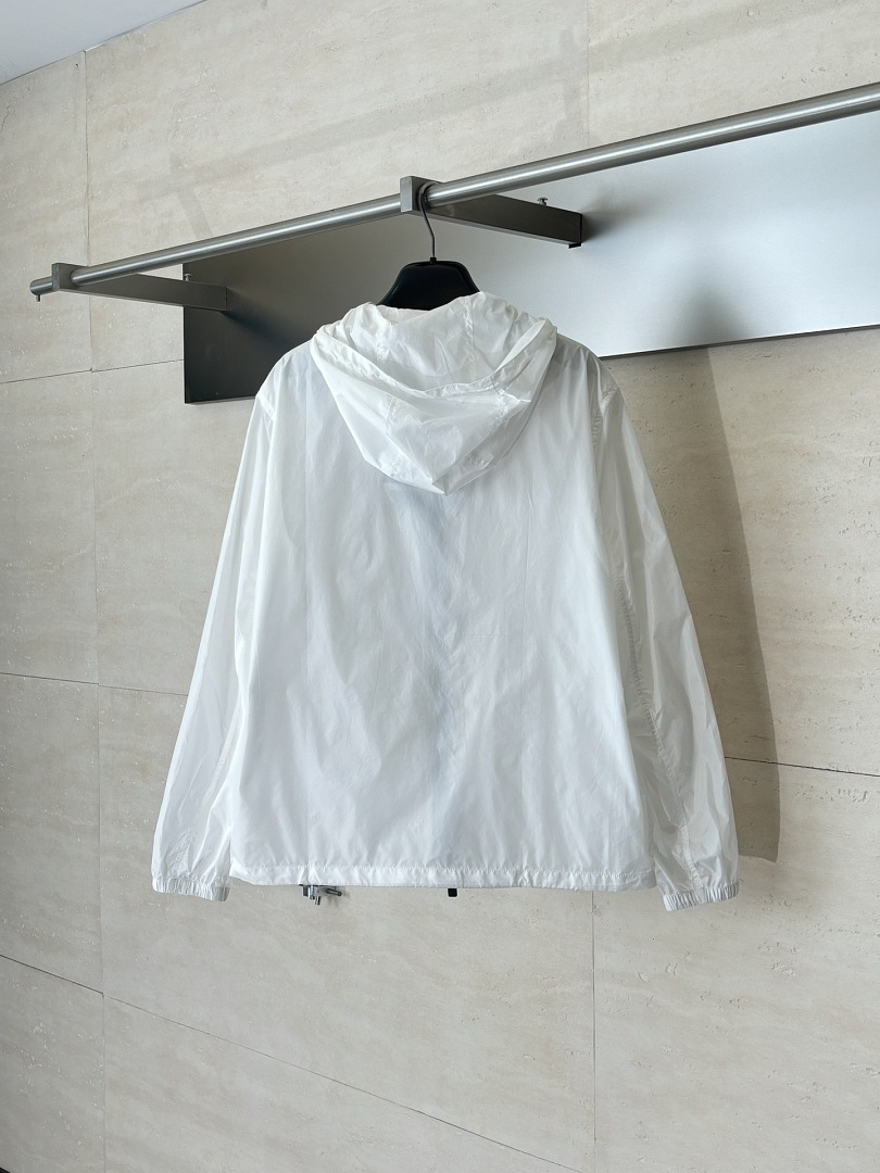 Burberry 3183-2L - Image 18