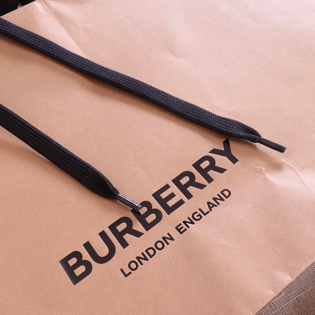 Burberry 7041 Price: 419 - Image 2