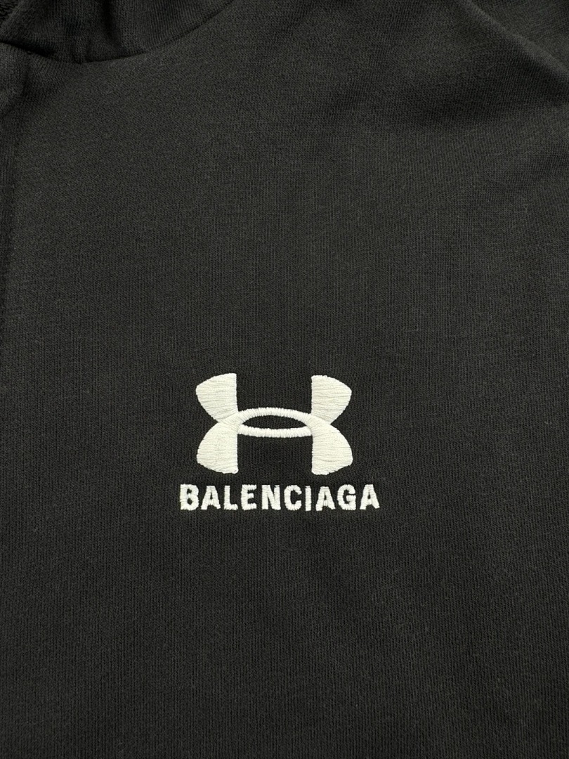 Balenciaga Half - Image 11