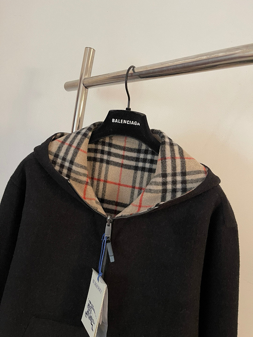 Burberry 6D277-61L - Image 19