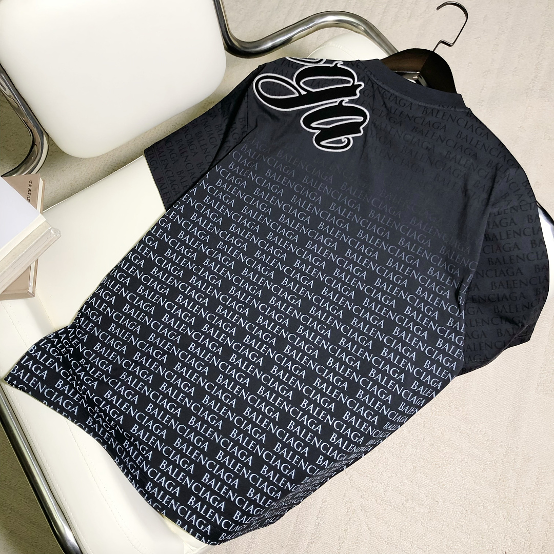 Balenciaga 586-17L - Image 10