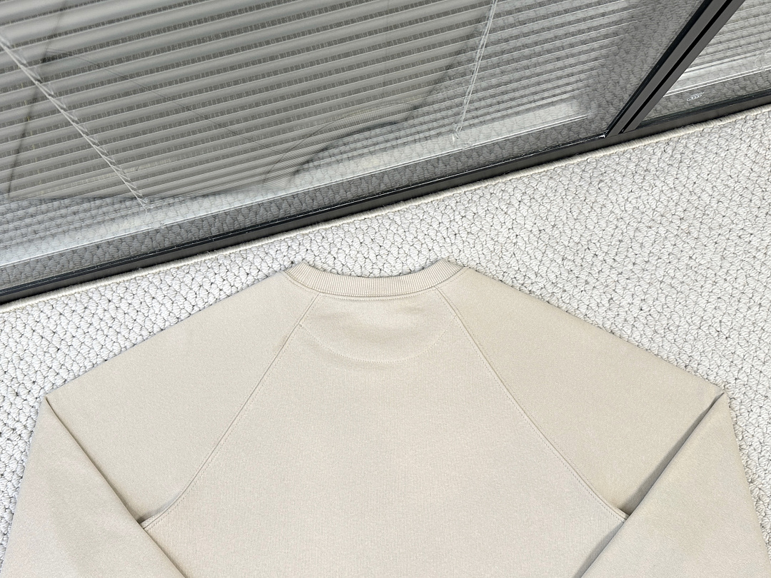 Prada 6557-69L - Image 11