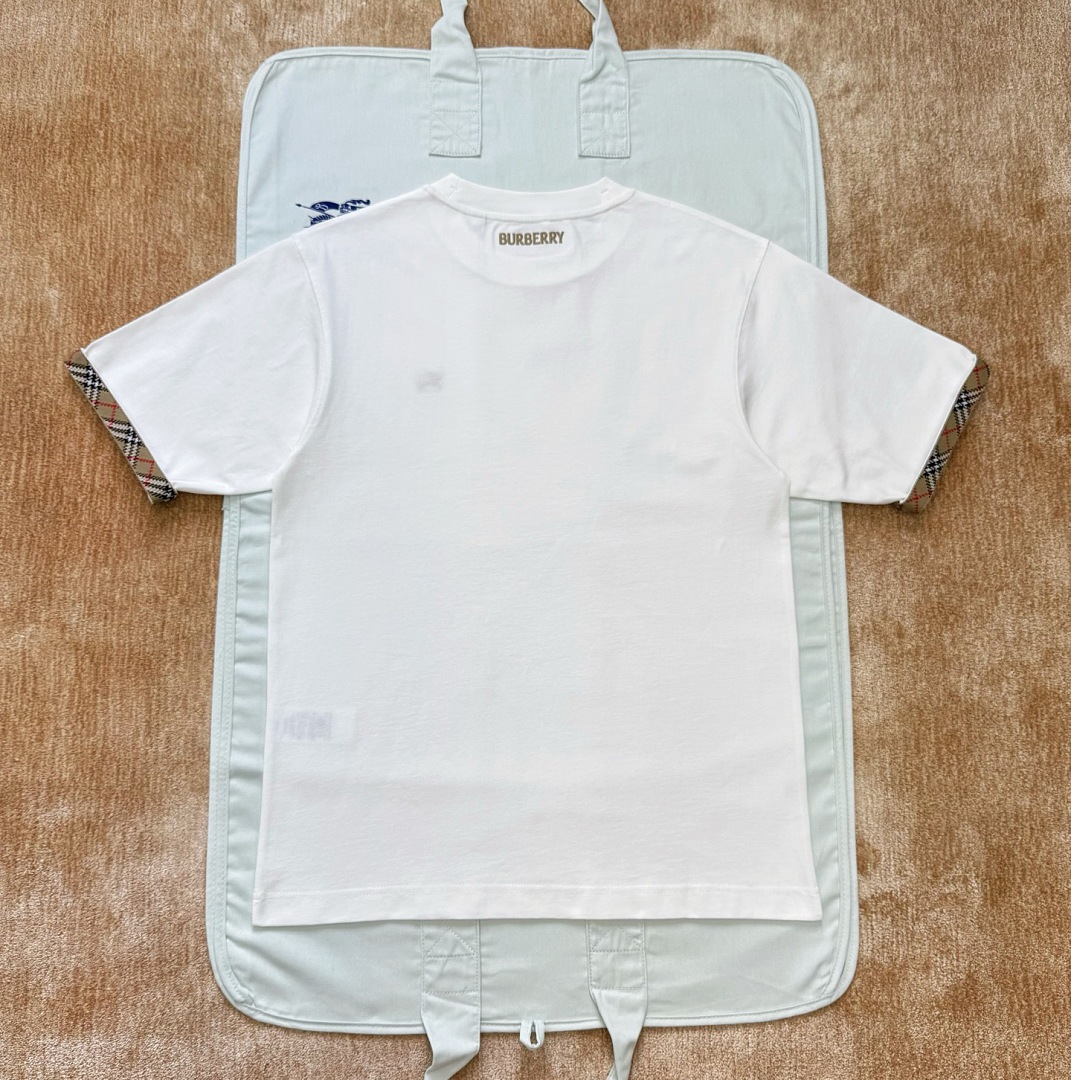 Burberry 526213−51L - Image 16