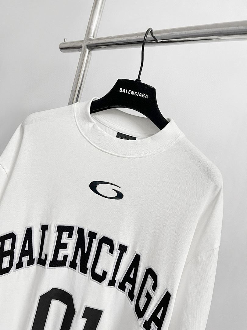 Balenciaga 52250-22L - Image 7