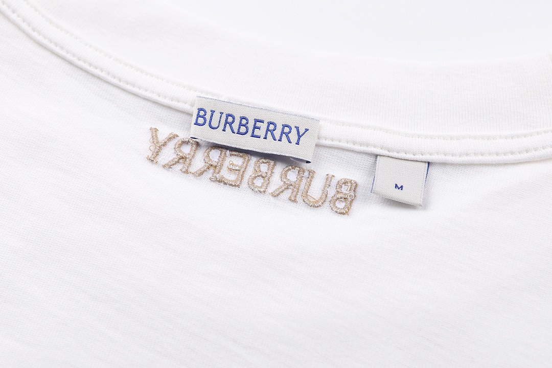 Burberry 526213−51L - Image 20