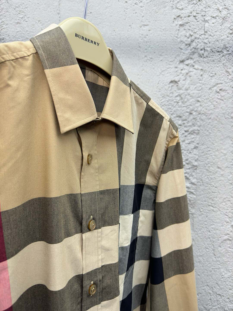 Burberry L68B033-65L - Image 15