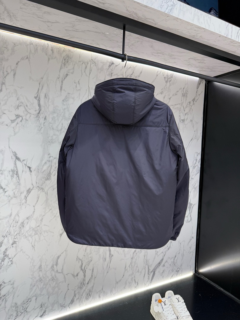 Prada 5686−52L - Image 13