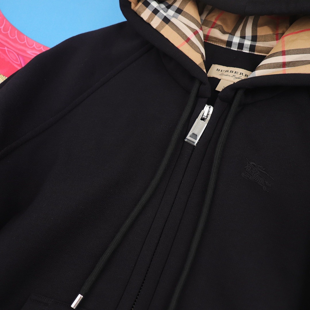 Burberry Yuan - Image 5