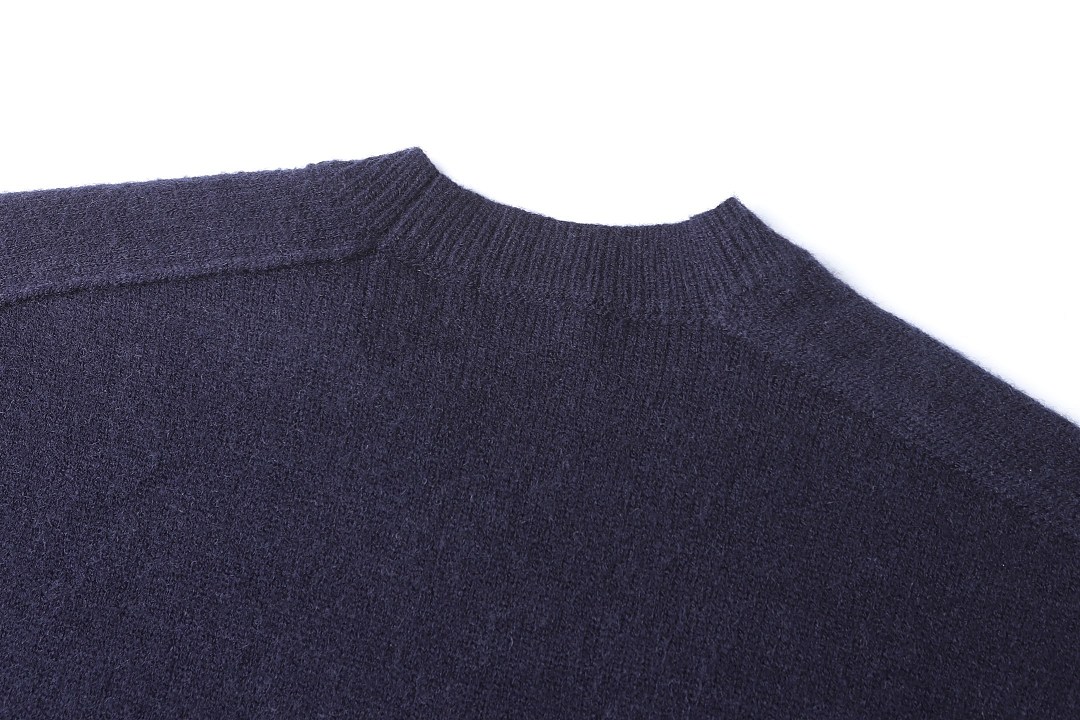 Burberry 525350−51L - Image 5